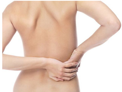 背痛是什么原因造成的